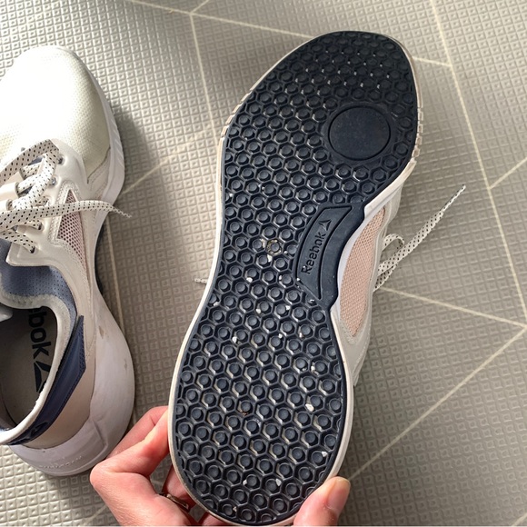 Reebok Women's Freestyle Motion Low Cut Training Shoes size 9 - Picture 9 of 9